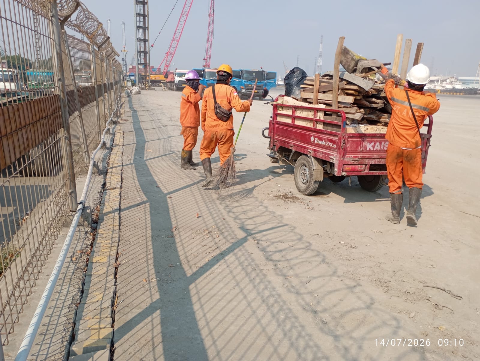 Setelah bekerja - Dermaga Utara - Nus 1
