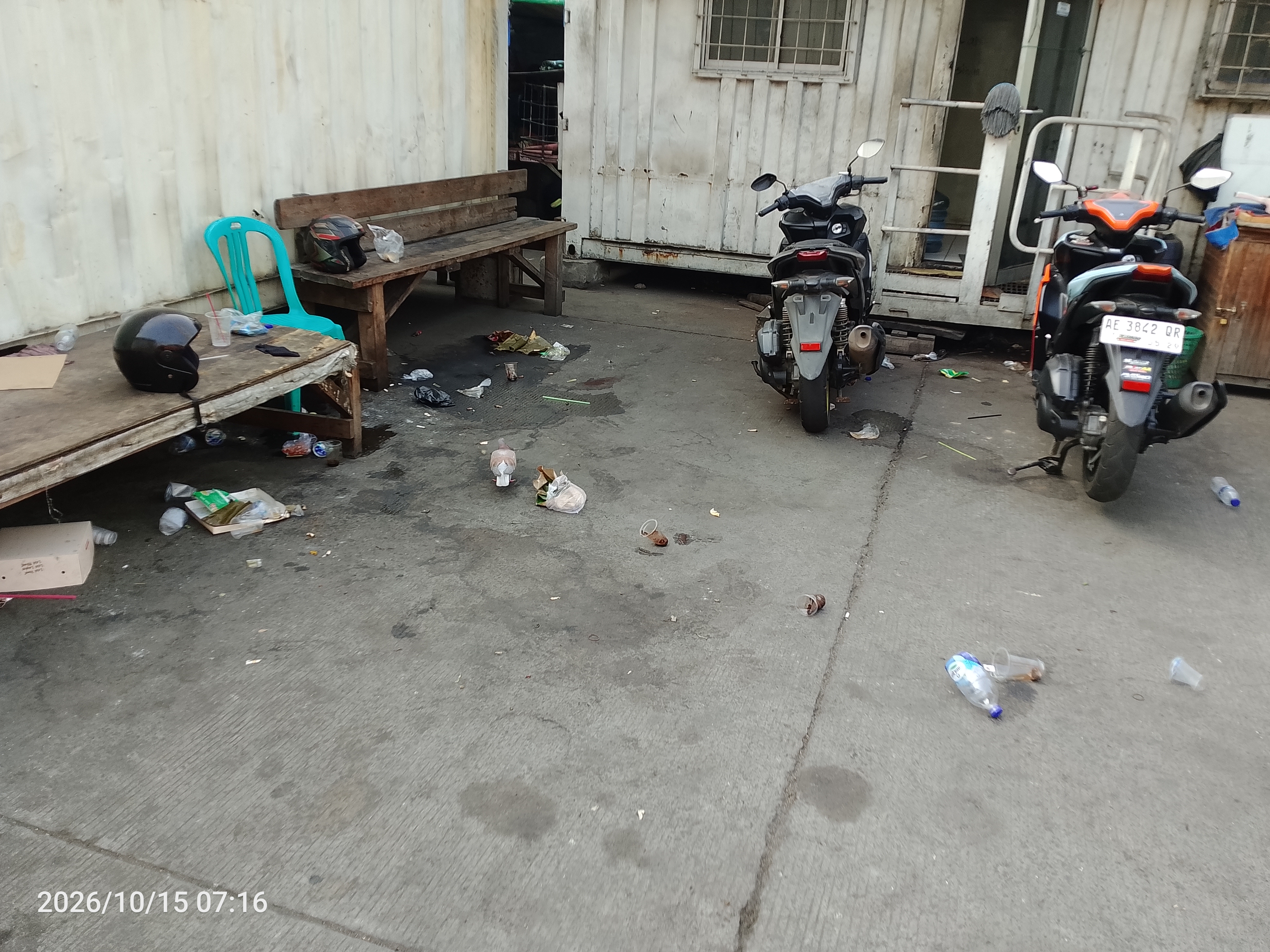 Sebelum bekerja - Gudang pombo - Pombo
