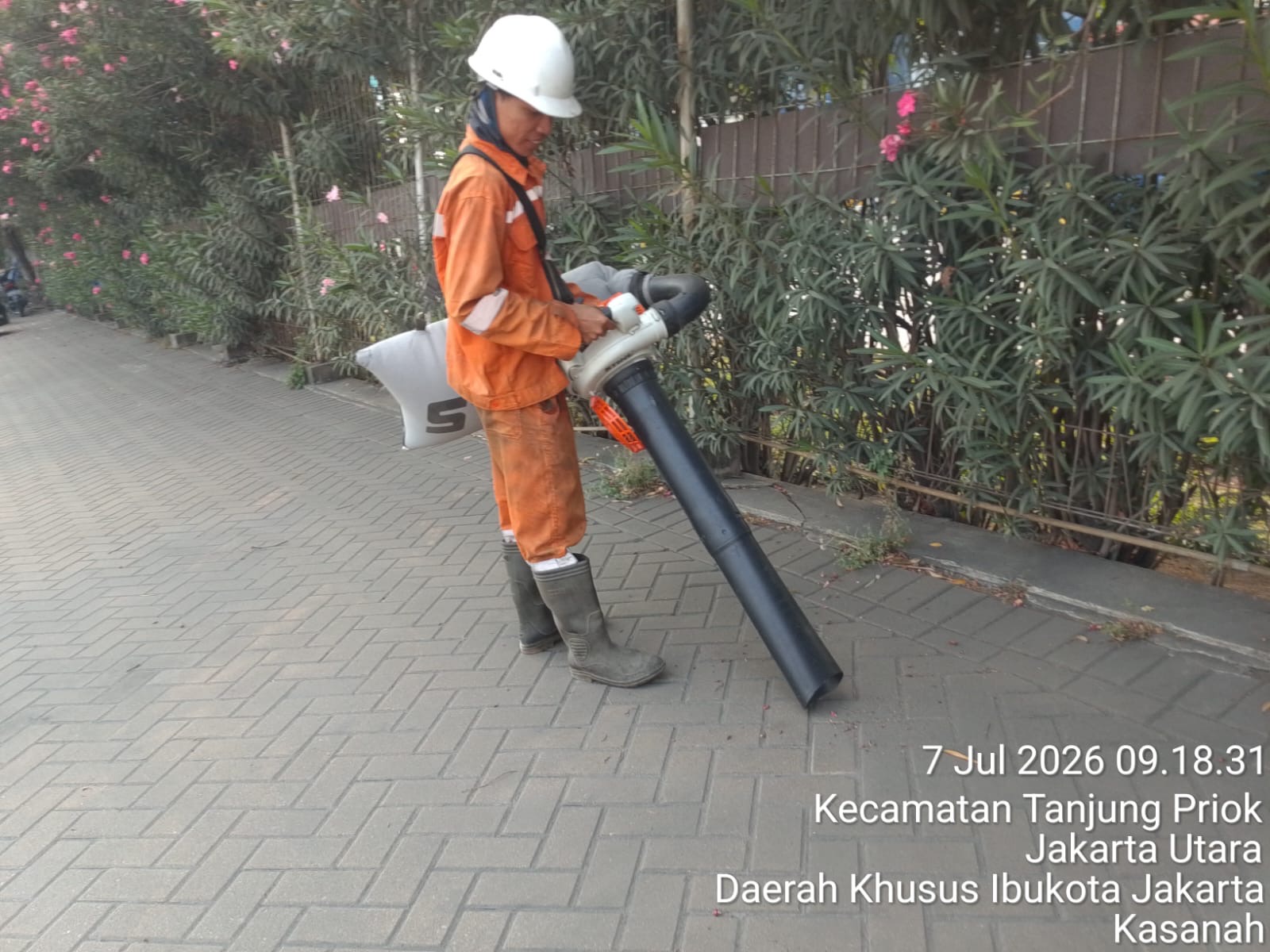 Sebelum bekerja - Lapangan ex bulog - Nus 1