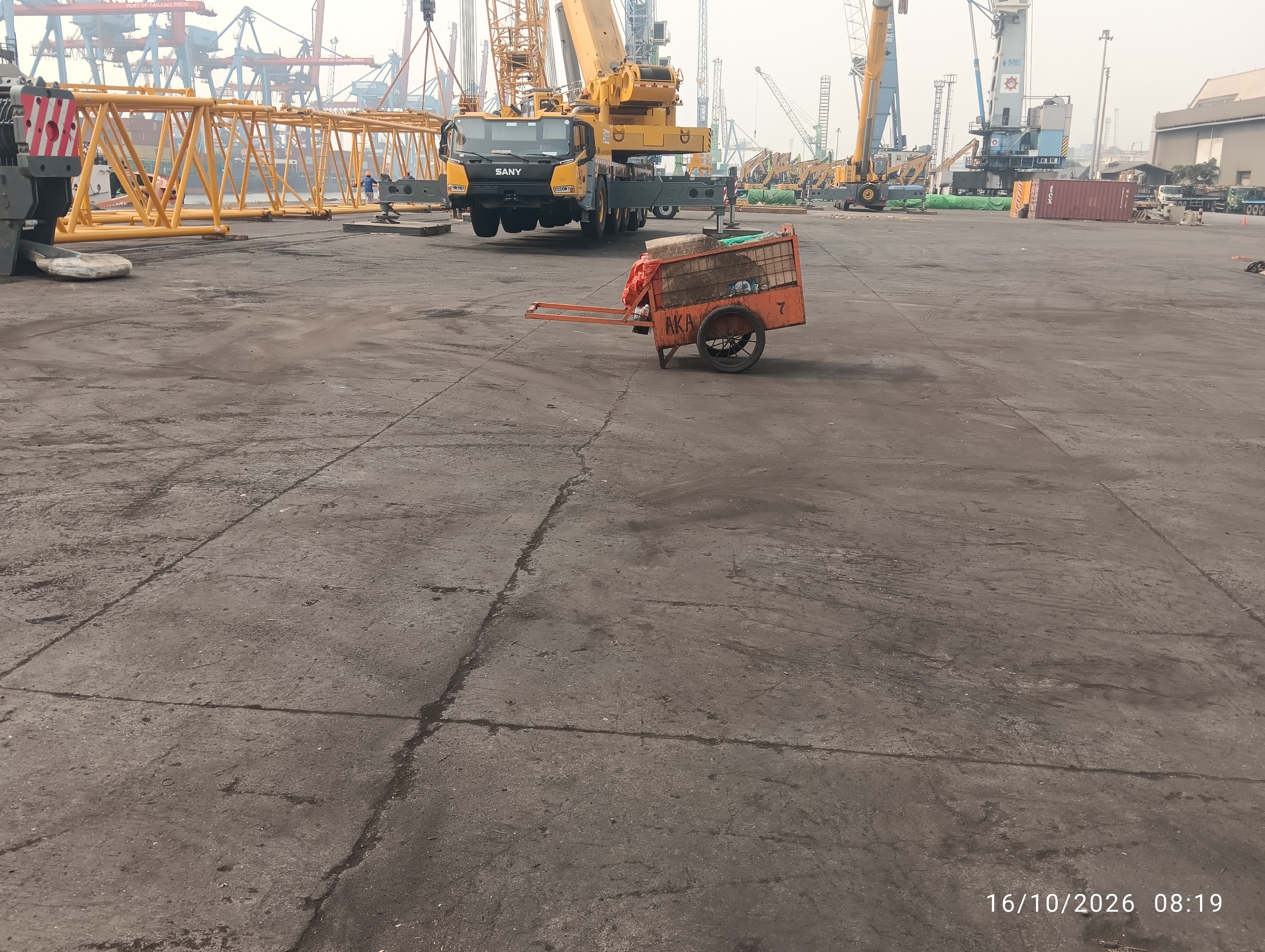 Setelah bekerja - Dermaga - 201-203